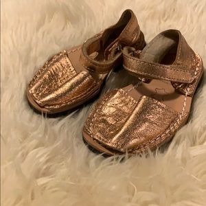 NEW Pons Avarcas shoes size 22 (toddler 6)